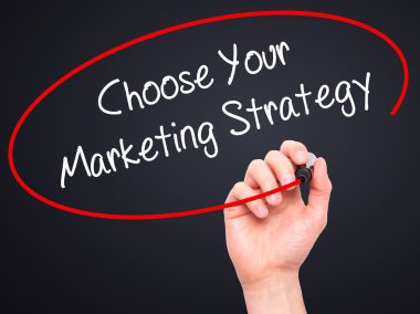 Adam el seçin Your pazarlama stratejisi ile siyah marke yazma