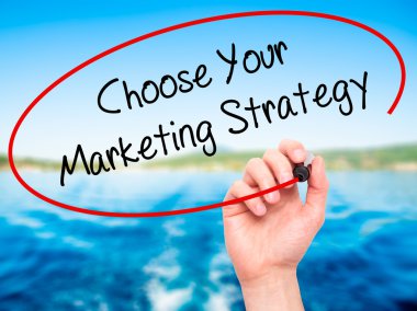 Adam el seçin Your pazarlama stratejisi ile siyah marke yazma