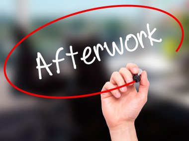 Adam el AfterWork siyah kalemi ile görsel ekranda yazma.