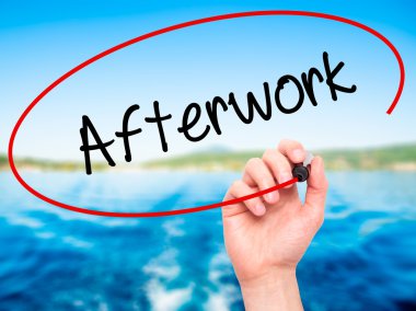 Adam el AfterWork siyah kalemi ile görsel ekranda yazma.