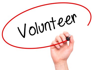 Adam el gönüllü siyah kalemi ile görsel ekranda yazma.