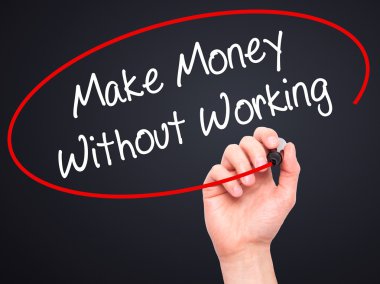 Adam el çalışma olmadan para yapmak siyah kalemi ile yazma