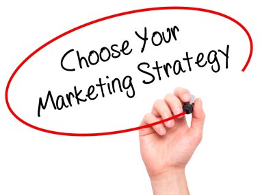 Adam el seçin Your pazarlama stratejisi ile siyah marke yazma