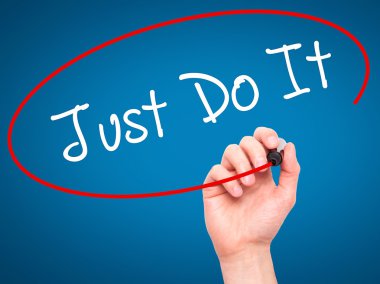 Adam el sadece Do It görsel ekranda siyah kalemi ile yazma