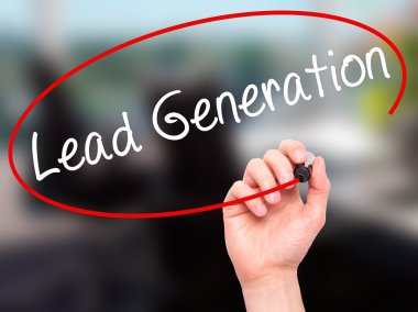 Adam el kurşun üretimi ile siyah kalemi görsel scr yazma.