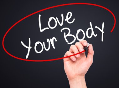 Adam el Love Your Body ile siyah kalemi görsel scre yazma.