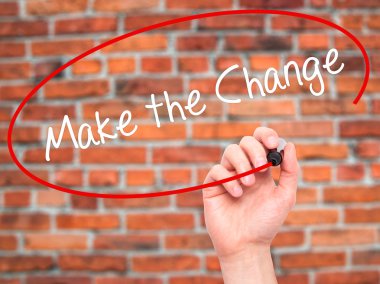 Adam el yapmak belgili tanımlık değişmek görsel scr üzerinde siyah kalemi ile yazma