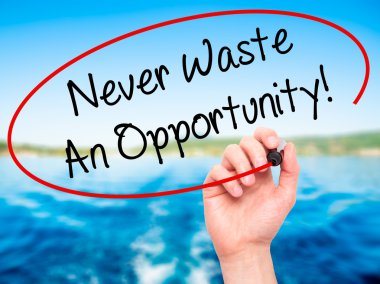 Adam el yazma hiçbir zaman atık bir fırsat! siyah kalemi o ile