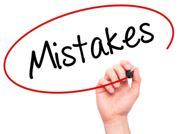 Man Hand writing  Mistakes with black marker on visual screen — Stock Photo, Image