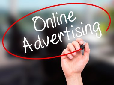 Adam el online reklam ile siyah kalemi görsel üzerinde yazılı. 