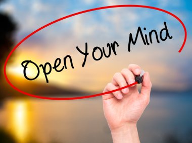 Adam el açık Your Mind ile siyah kalemi görsel scre yazma.