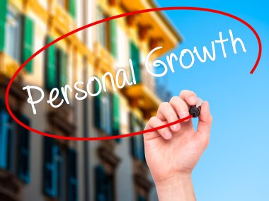 Adam el kişisel gelişim ile siyah kalemi görsel scr yazma.