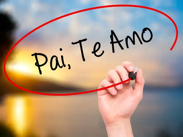 Man Hand writing Pai, Te Amo (em português - Love You, Dad) sagacidade — Fotografia de Stock