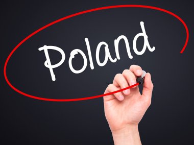 Adam el Polonya ile siyah kalemi görsel ekranda yazma.