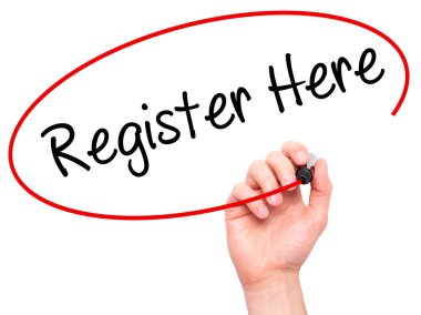 Adam el ile siyah kalemi görsel dağ eteğindeki taş yığını üzerinde yazı burada kayıt