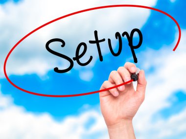 Adam el Kur ile siyah kalemi görsel ekranda yazma.