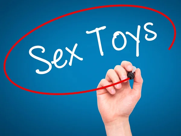 Man Hand escrever Sex Toys com marcador preto na tela visual — Fotografia de Stock