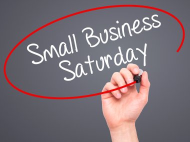 VI üzerinde siyah kalemi ile el yazma Small Business Cumartesi dostum