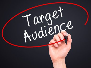 Adam el hedef kitle ile siyah kalemi görsel scr yazma.