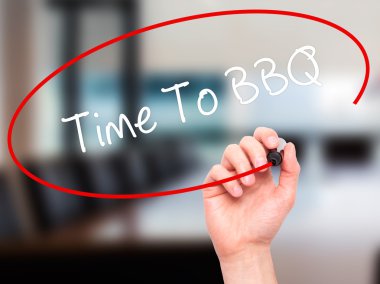 Adam el saat-Barbekü ile siyah kalemi görsel ekranda yazma.