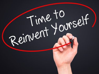 Adam el zaman kendini yeniden icat üzerinde siyah kalemi ile yazma 