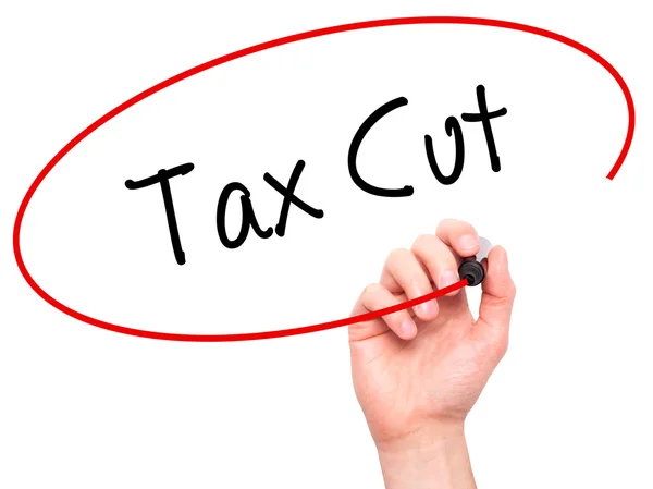 Man Hand writing Tax Cut con marcador negro en pantalla visual — Foto de Stock