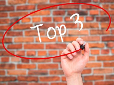 Adam el yazma top 3 siyah kalemi ile görsel ekranda