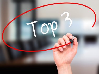 Adam el yazma top 3 siyah kalemi ile görsel ekranda