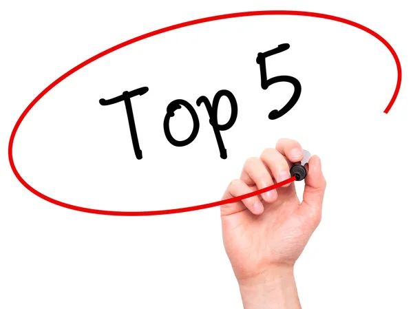 Man Hand schrijven Top 5 met zwarte marker op visuele scherm — Stockfoto