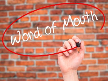 Görsel scre üzerinde siyah kalemi ile el yazılı sözlü adam