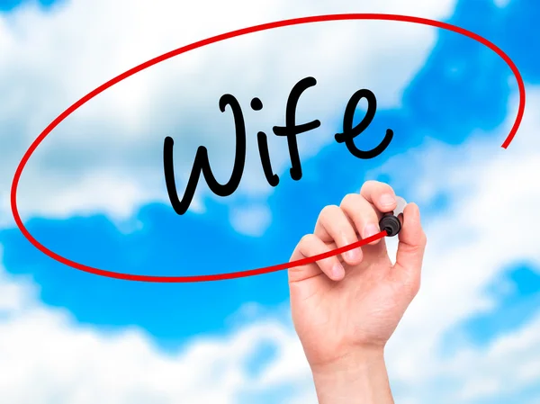 Man Hand writing Wife with black marker on visual screen — Stock Photo, Image