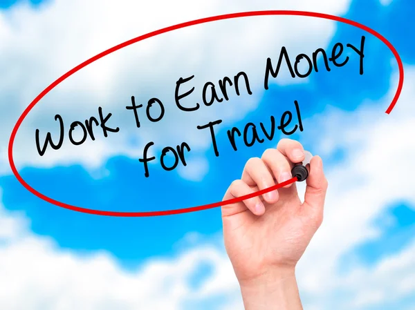 Adam el siyah kalemi ile seyahat için para kazanmak için iş yazma — Stok fotoğraf