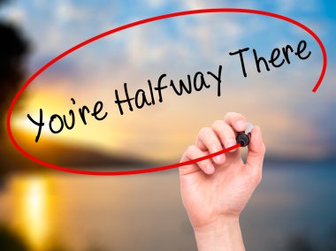 Yazdığınız adam el yarıya kadar orada visua üzerinde siyah kalemi ile konum