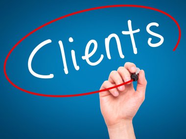 Adam el istemcileri ile siyah kalemi görsel ekranda yazma.