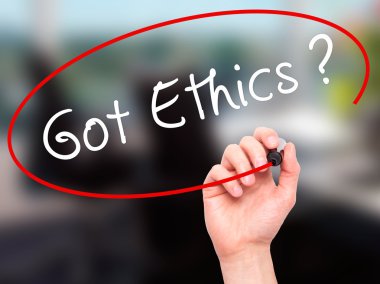 Adam el var etik ile siyah kalemi görsel ekranda yazma.