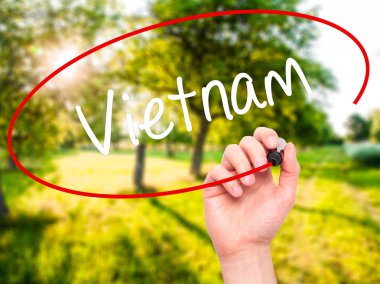 Adam el Vietnam ile siyah kalemi görsel ekranda yazma.