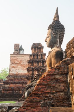 Buda'nın heykel Sukhothai Tarih Parkı, Tayland oturan