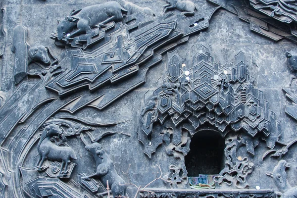 Hermosa escultura en la pared — Foto de Stock