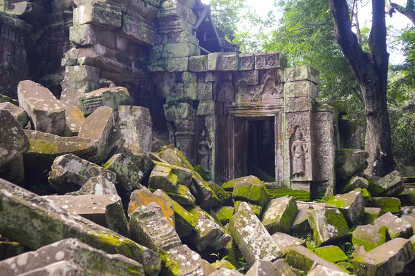 Ruinas de un templo — Foto de Stock