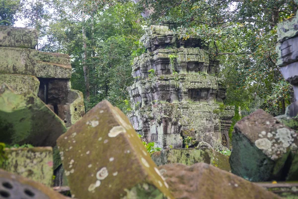 Ruinas de un templo — Foto de Stock