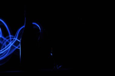 New Year's Eve şampanya. Fajerwerek fişekleri. Yılbaşı selamlar. Mutluluk ve eğlenceli.