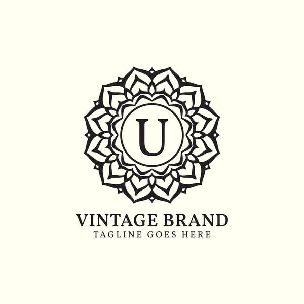 Luxusní Mandala Vintage Písmeno Vektorové Logo Design — Stockový vektor