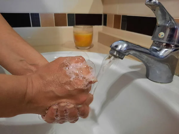 Lavagem Das Mãos Higiene Para Desinfetar Covid Prevenção — Fotografia de Stock