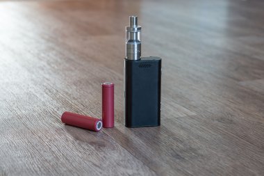 elektronik sigara batterys olan bir yakın çekim