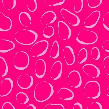 Soyut lekeleri ve parlak pembe arka planda taşları olan kusursuz bir şablon. Parmak izi, tekstil, giysi, ambalaj kağıdı, fayans için el yapımı pasaklı ovalar.