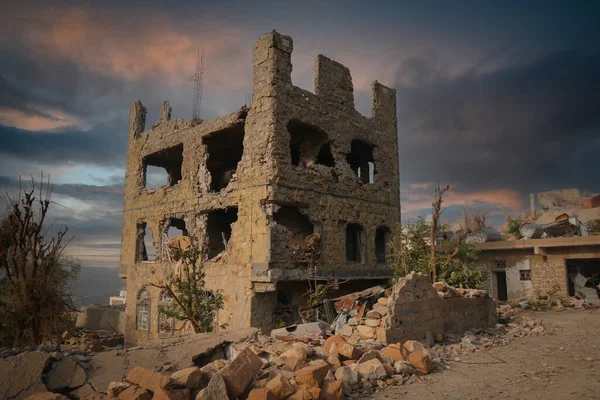 Taiz Iêmen Nov 2016 Casas Destruídas Pela Guerra Combates Ferozes — Fotografia de Stock