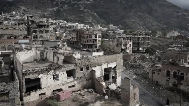 Yemen Deki Savaşın Yok Ettiği Bir Mahallenin Insansız Hava Aracı — Stok video