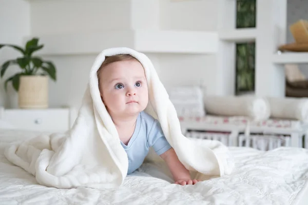 Cute Baby Boy Months Old Blu Bodysuit Smiling Lying Bed — Stock Photo, Image
