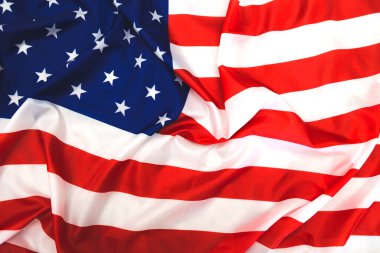 Amerikan Yıldızları ve Şeritleri bayrağı dalgalanıyor. 4 Temmuz Anma Günü için Ulusal Sembol (Bağımsızlık Günü). 