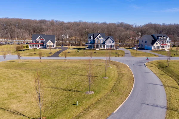 Panorama Luftaufnahme Amerikanischer Luxus Einfamilienhäuser Mit Großen Quadratischen Aufnahmen Entlang — Stockfoto